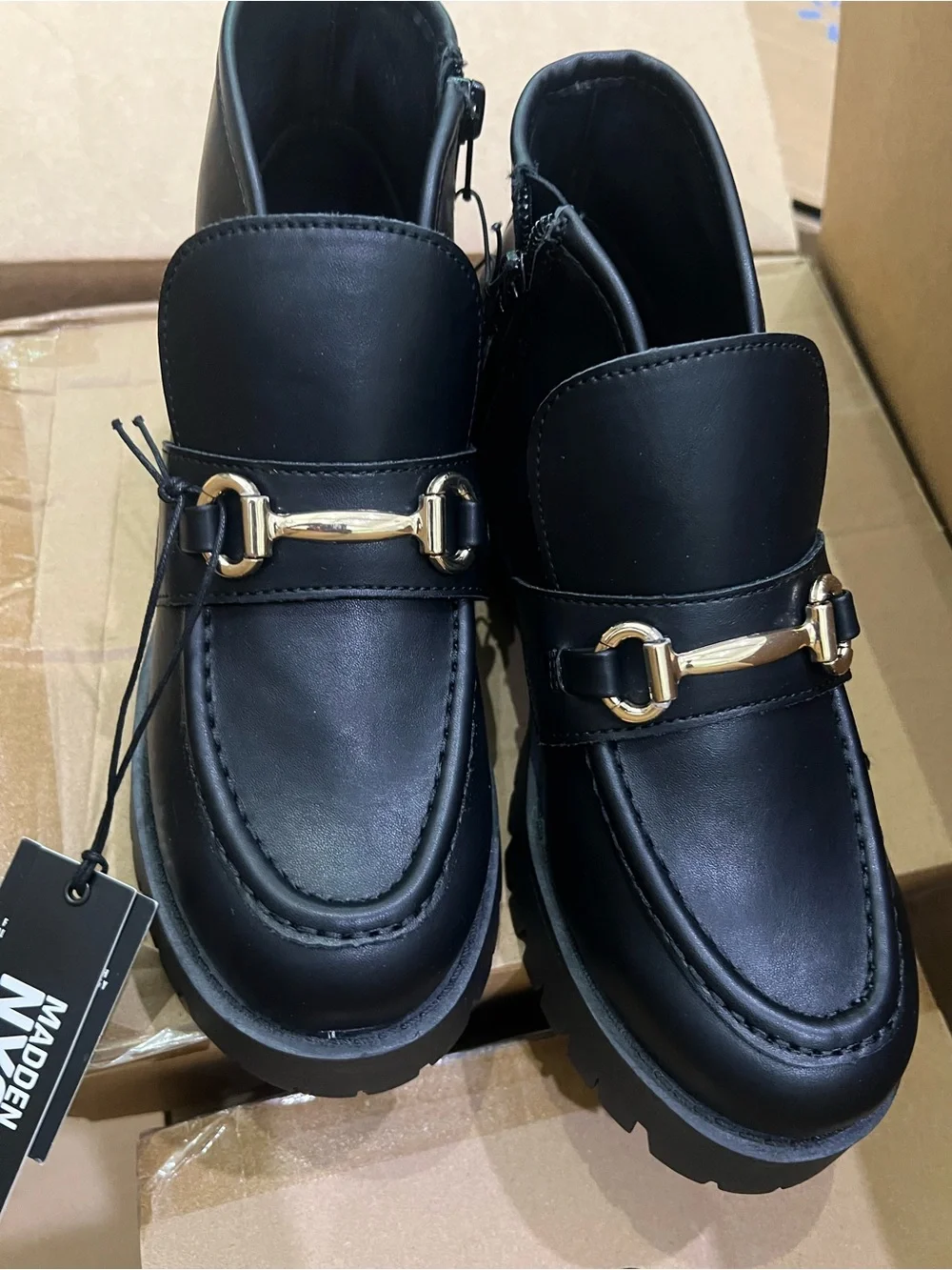 BRAND NEW MADDEN NYC Faux Leather Lug Sole Loafers Size 7